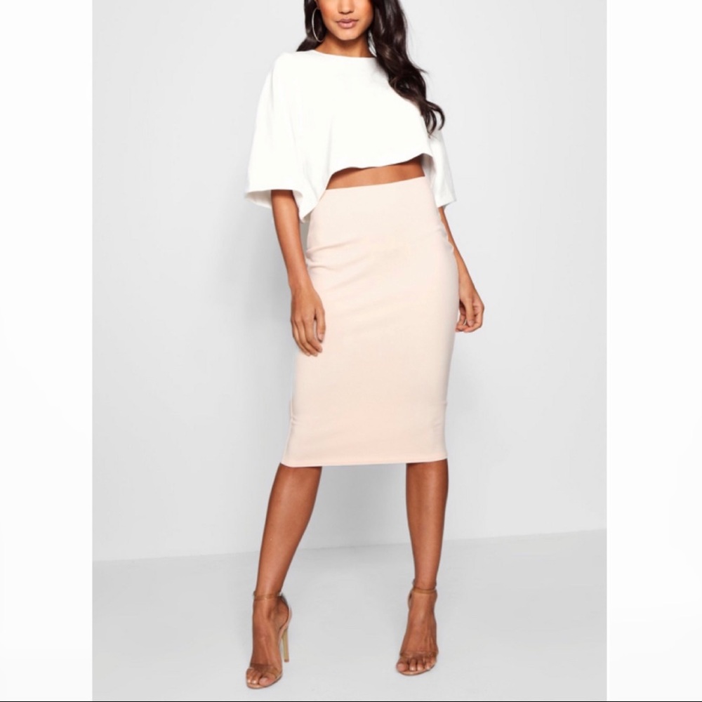 Boohoo boxy crop and midi skirt